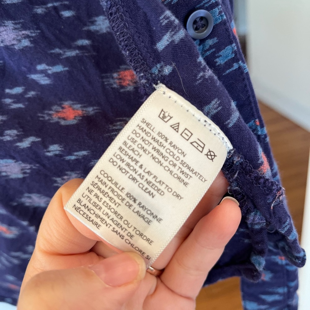 Ecote Ikat Pattern Flowy Button Up Tunic - Picture 2 of 5